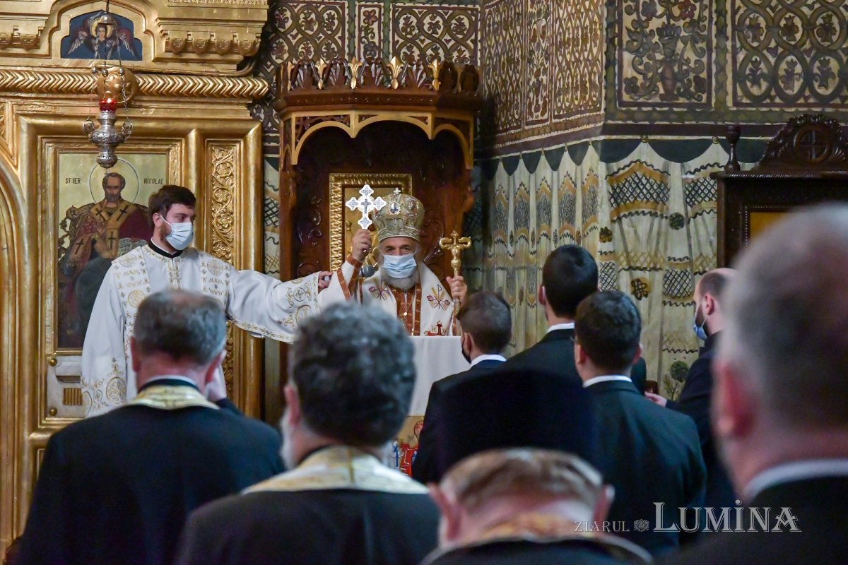 Arhiepiscopia Dunării de Jos la ceas aniversar 185807