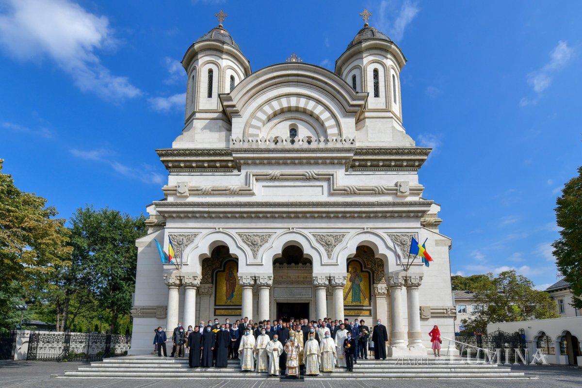 Arhiepiscopia Dunării de Jos la ceas aniversar 185809