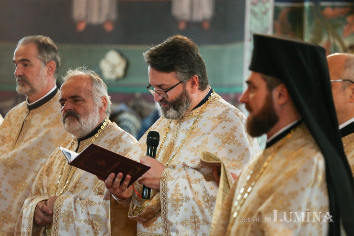 Sfânta Liturghie şi Te Deum la începutul noului an universitar, la Sibiu 185734