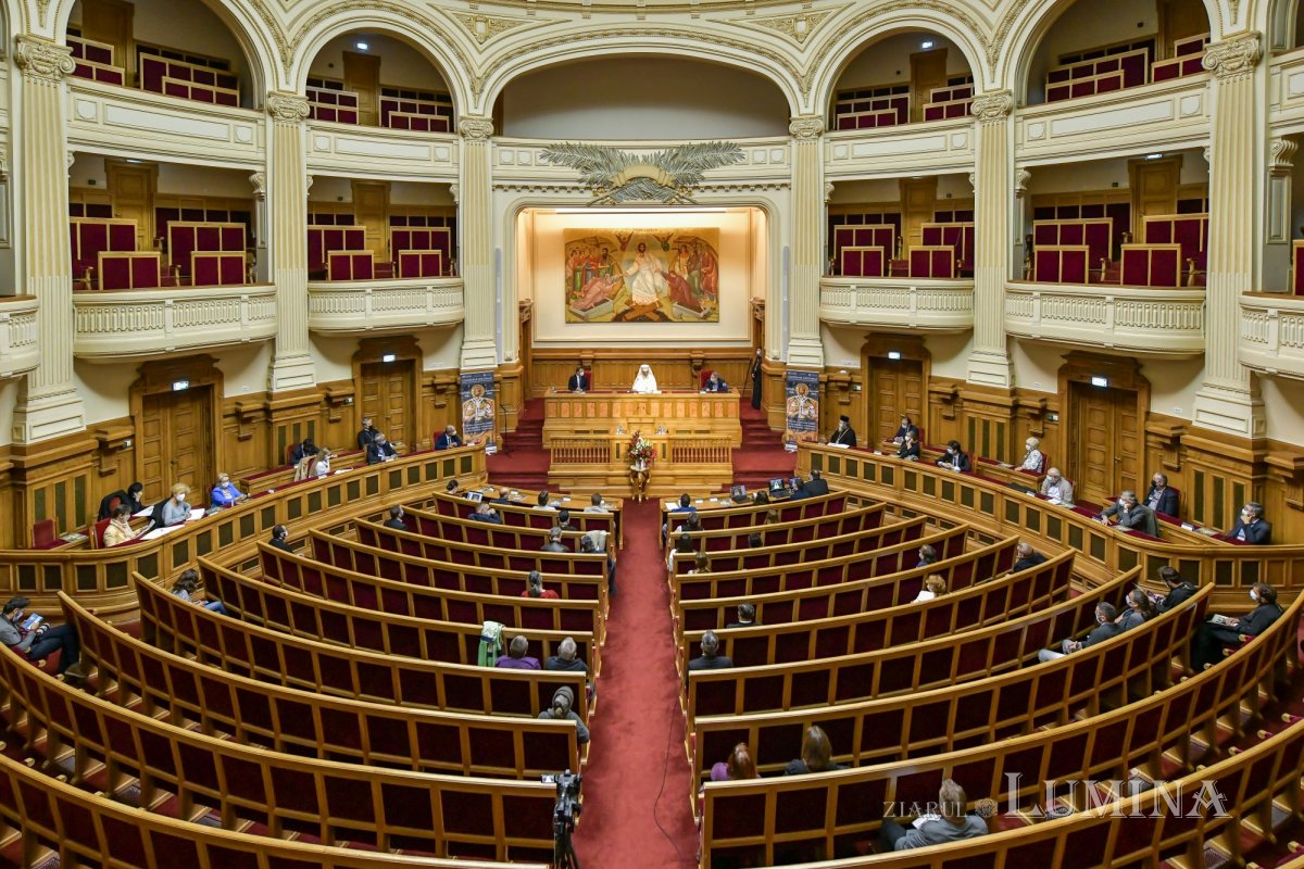 Conferinţă dedicată iconografiei şi restaurării patrimoniului bisericesc 185892