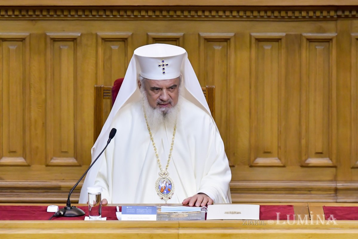 Conferinţă dedicată iconografiei şi restaurării patrimoniului bisericesc 185895