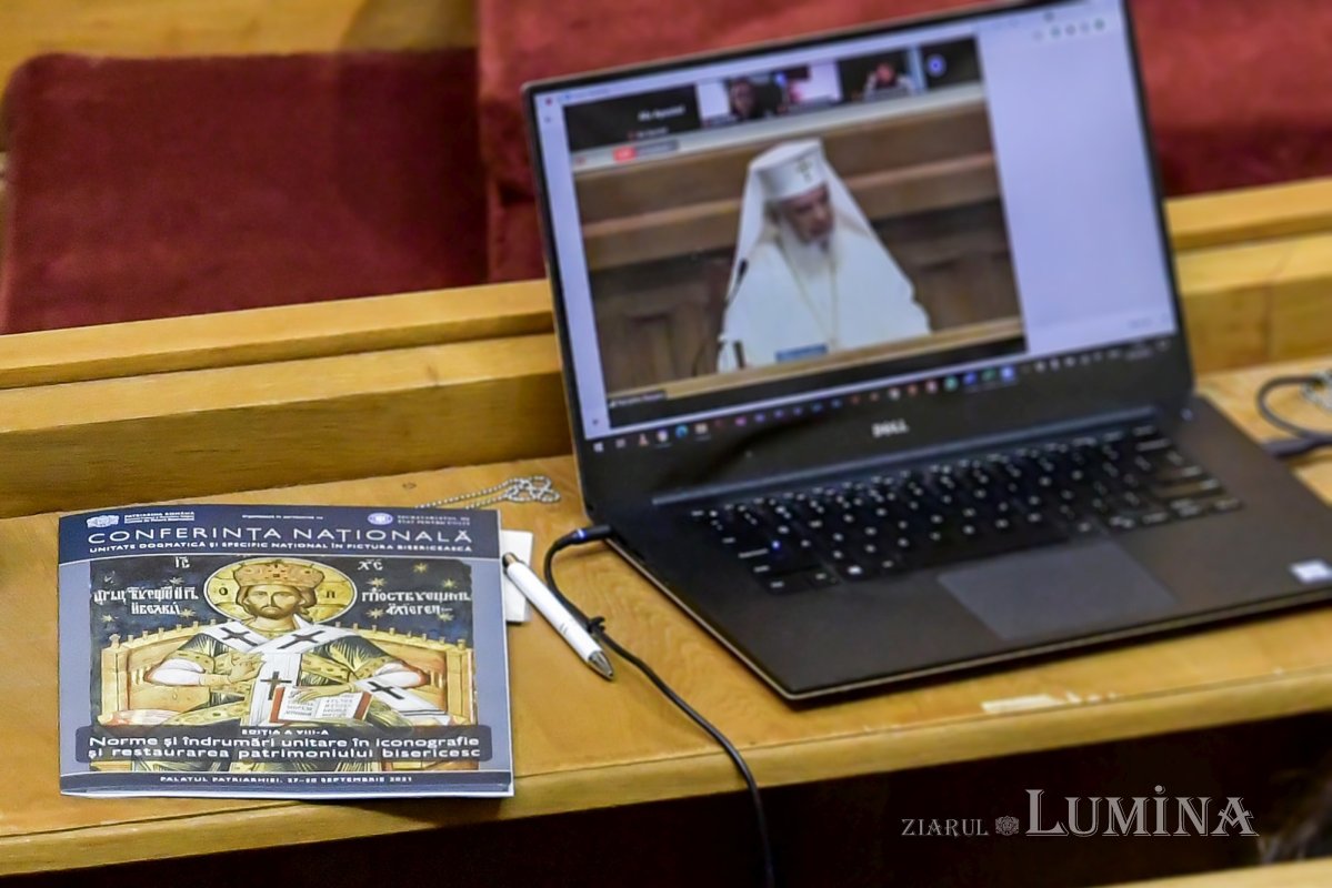 Conferinţă dedicată iconografiei şi restaurării patrimoniului bisericesc 185898