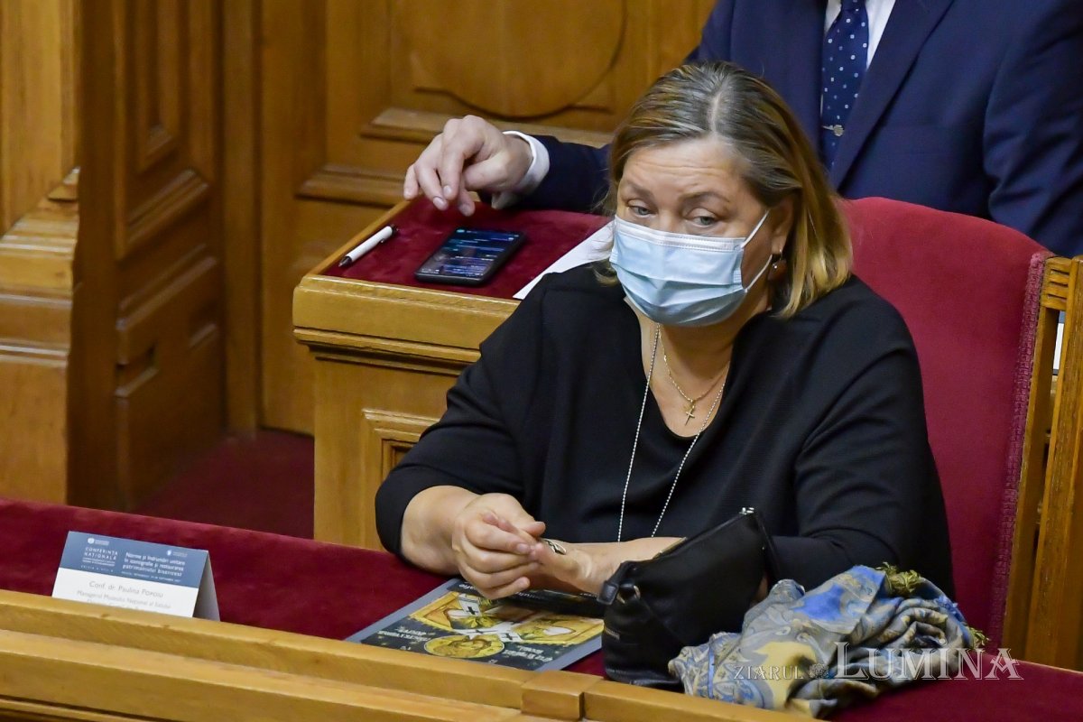 Conferinţă dedicată iconografiei şi restaurării patrimoniului bisericesc 185899