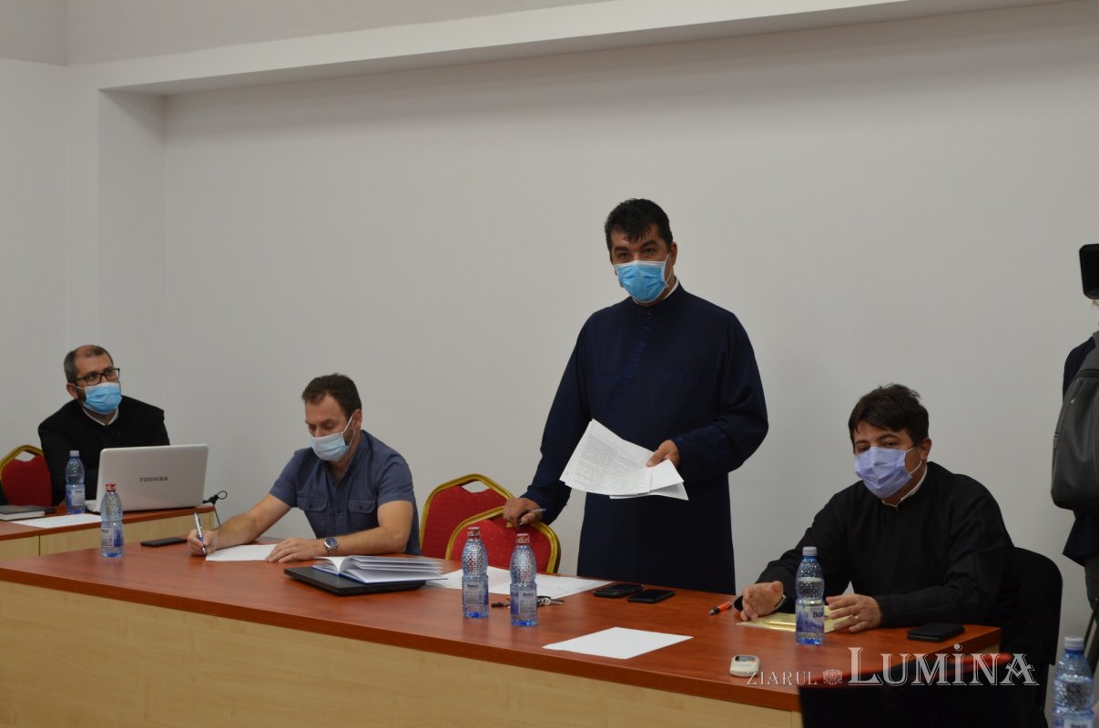 Întâlnire a preoților administratori de cimitire din Arhiepiscopia Bucureștilor 186001