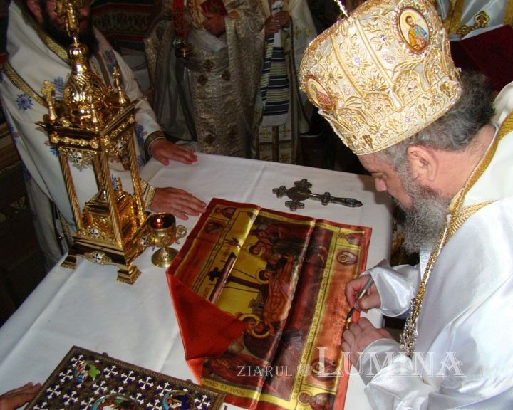 14 ani de misiune în mijlocul românilor de pretutindeni 186009