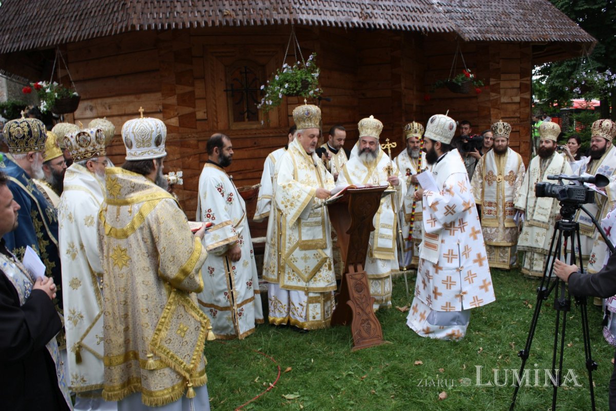 14 ani de misiune în mijlocul românilor de pretutindeni 186013
