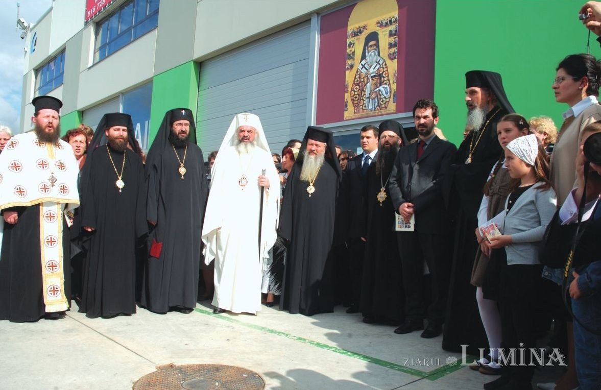 14 ani de misiune în mijlocul românilor de pretutindeni 186021