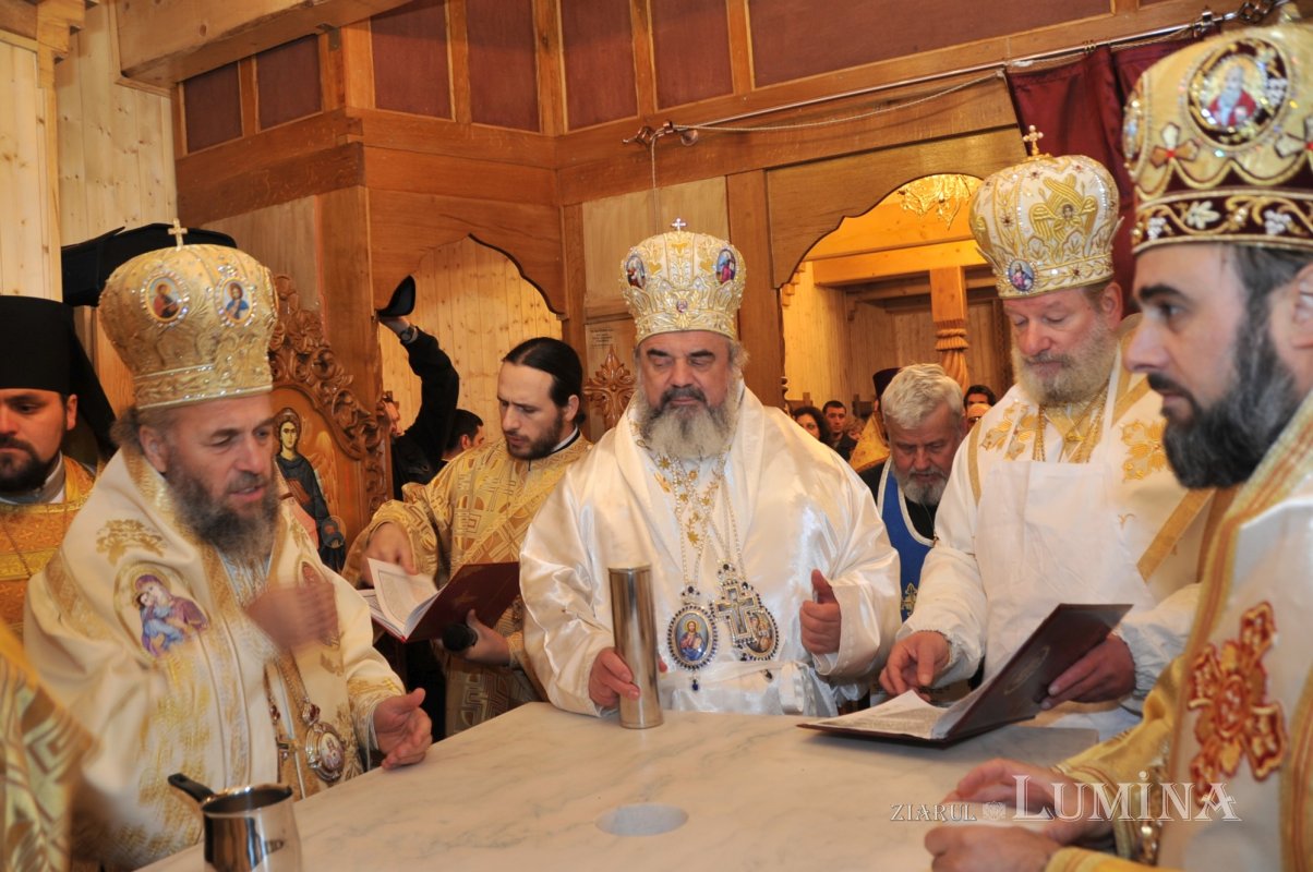 14 ani de misiune în mijlocul românilor de pretutindeni 186025