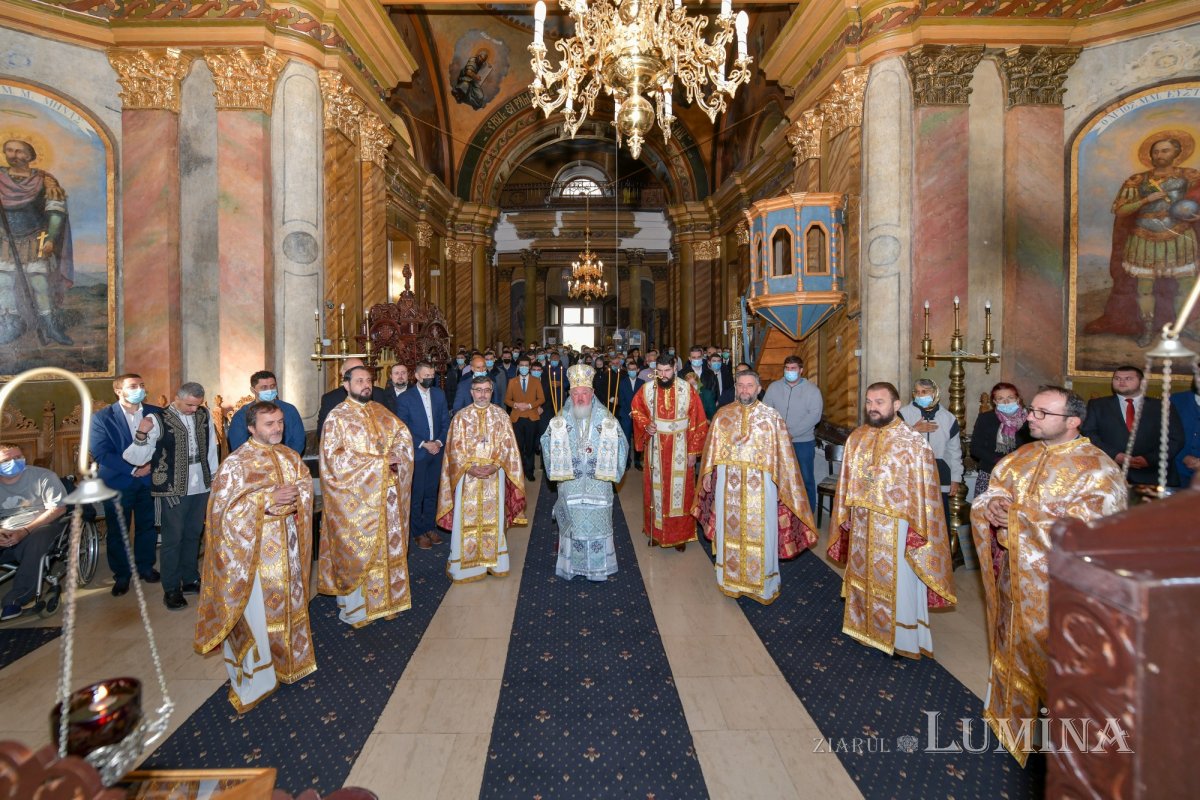 Începutul de an universitar la Facultatea „Justinian Patriarhul” 186376