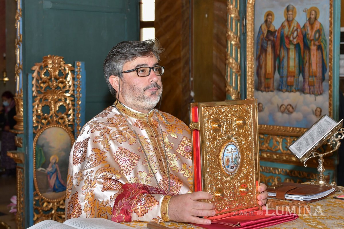 Începutul de an universitar la Facultatea „Justinian Patriarhul” 186377