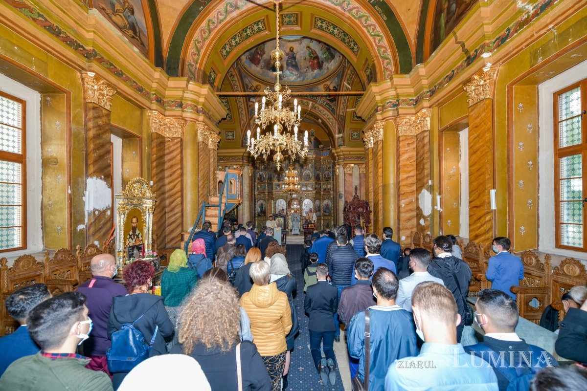 Începutul de an universitar la Facultatea „Justinian Patriarhul” 186380