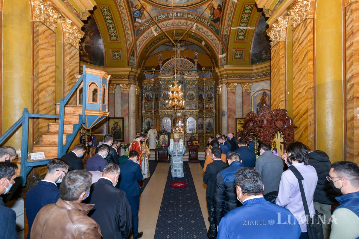 Începutul de an universitar la Facultatea „Justinian Patriarhul” 186382