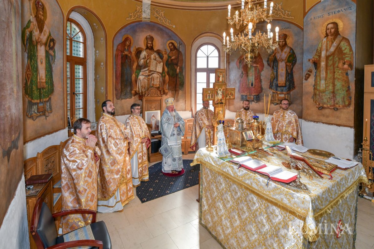 Începutul de an universitar la Facultatea „Justinian Patriarhul” 186388