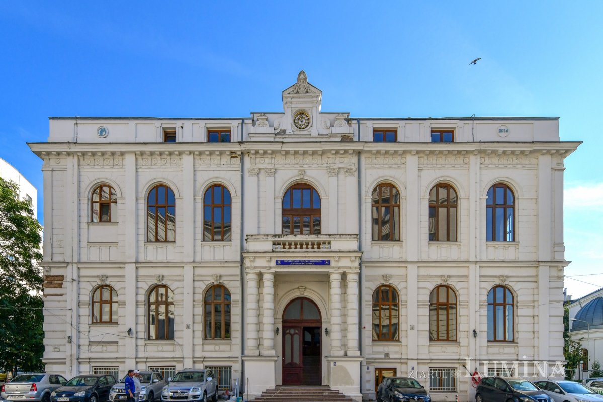 Începutul de an universitar la Facultatea „Justinian Patriarhul” 186394