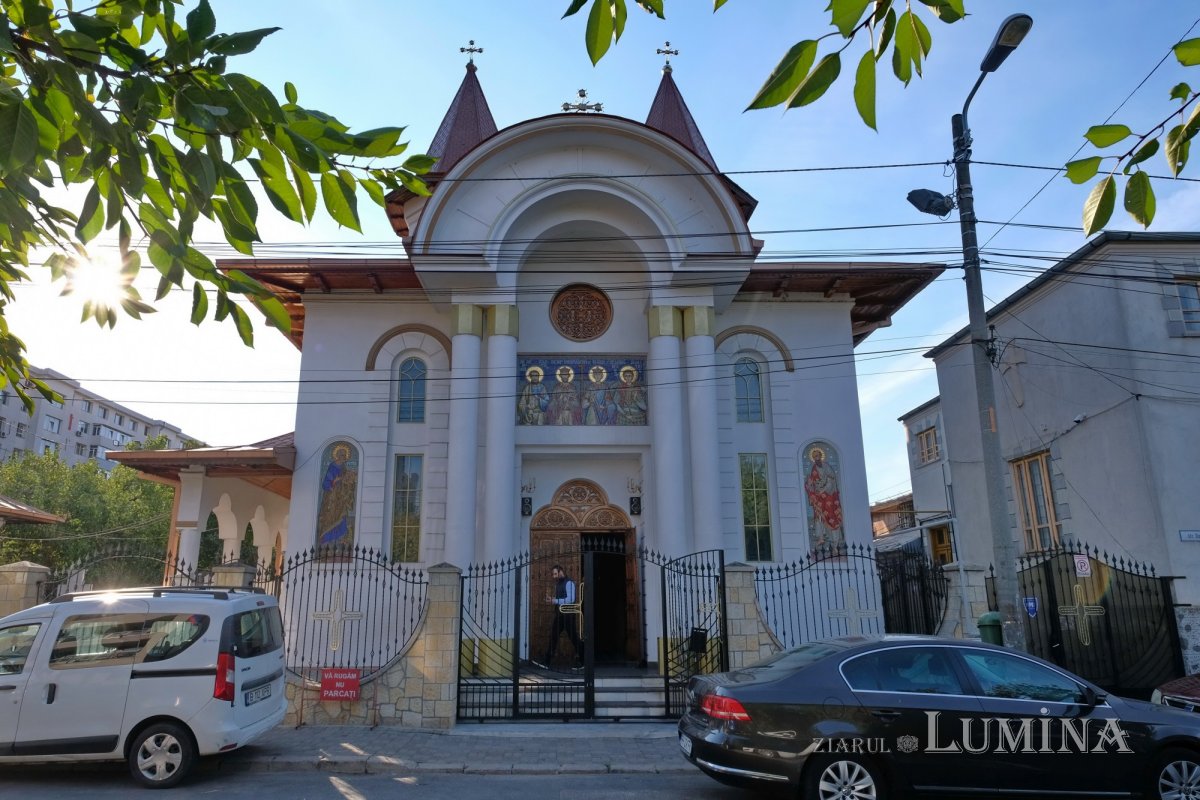 Sfinţirea Altarului de vară al Parohiei Podeanu din Capitală 186327