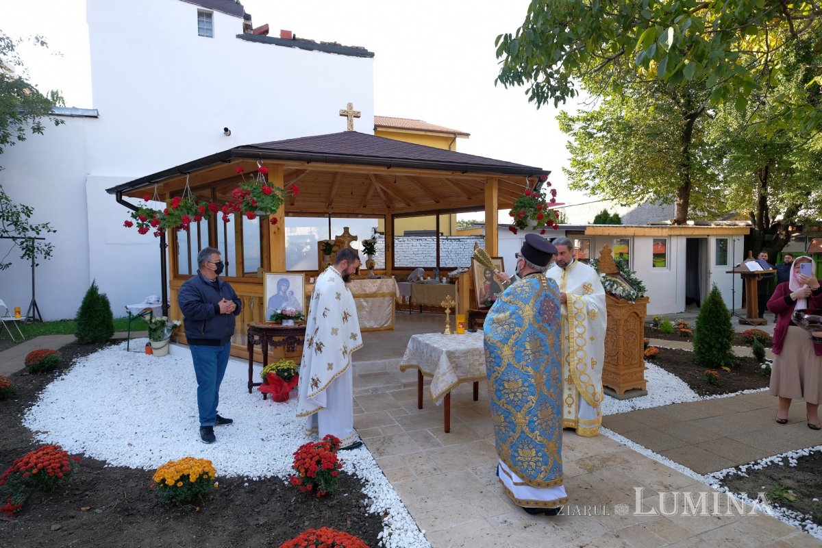 Sfinţirea Altarului de vară al Parohiei Podeanu din Capitală 186335