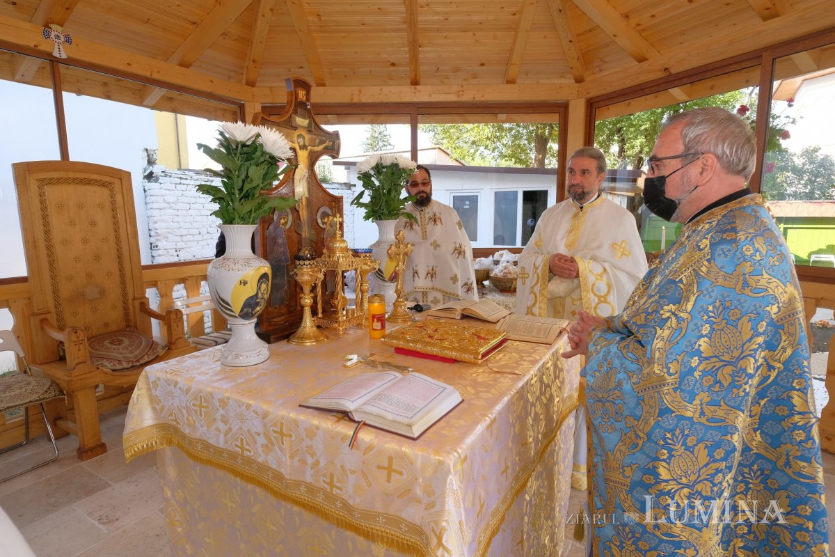 Sfinţirea Altarului de vară al Parohiei Podeanu din Capitală 186339