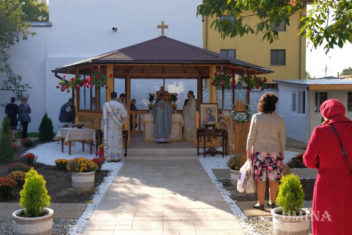 Sfinţirea Altarului de vară al Parohiei Podeanu din Capitală 186345