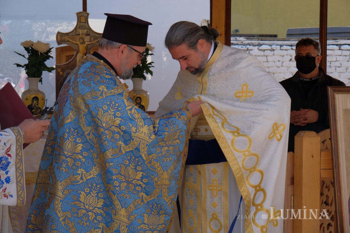 Sfinţirea Altarului de vară al Parohiei Podeanu din Capitală 186358