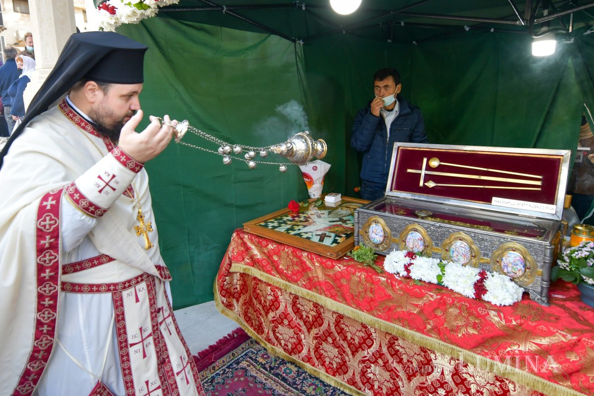 Sfântul Sfinţit Mucenic Ciprian, sărbătorit la Biserica Zlătari din Bucureşti 186596
