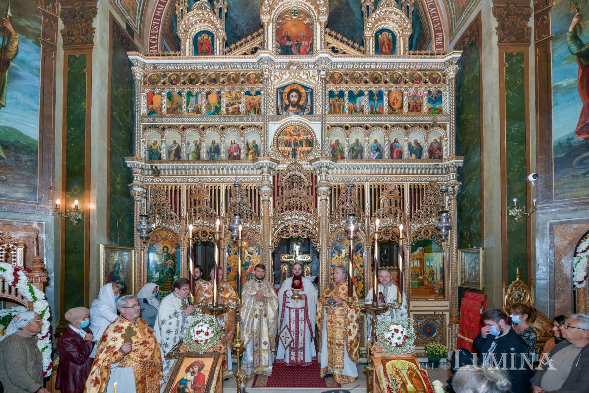 Sfântul Sfinţit Mucenic Ciprian, sărbătorit la Biserica Zlătari din Bucureşti 186602