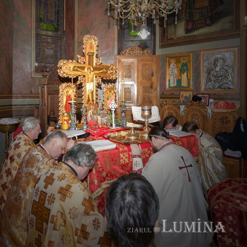 Sfântul Sfinţit Mucenic Ciprian, sărbătorit la Biserica Zlătari din Bucureşti 186608
