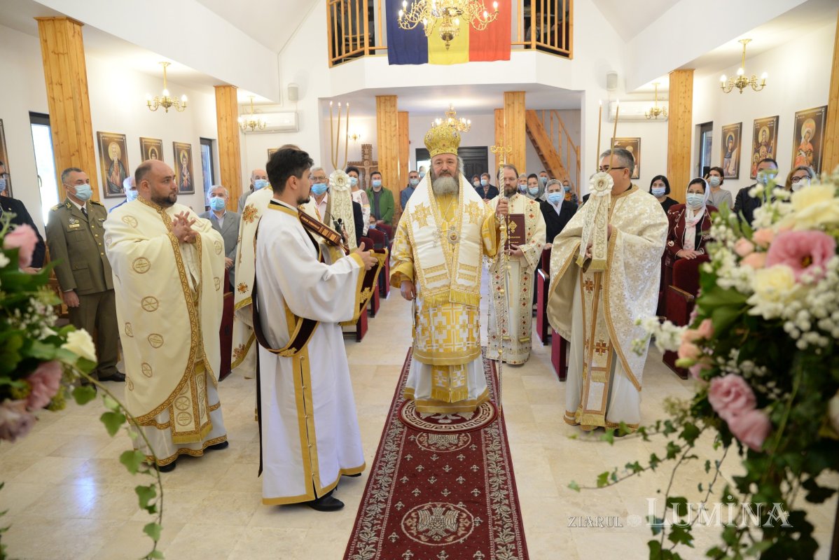 Clopot nou pentru biserica din incinta Ministerului Apărării Naționale 186683