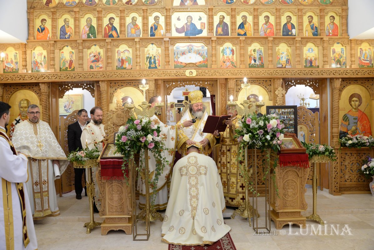 Clopot nou pentru biserica din incinta Ministerului Apărării Naționale 186691