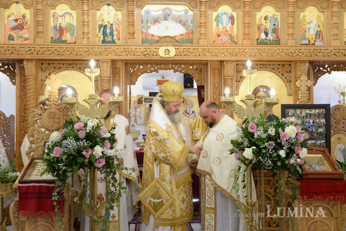 Clopot nou pentru biserica din incinta Ministerului Apărării Naționale 186693