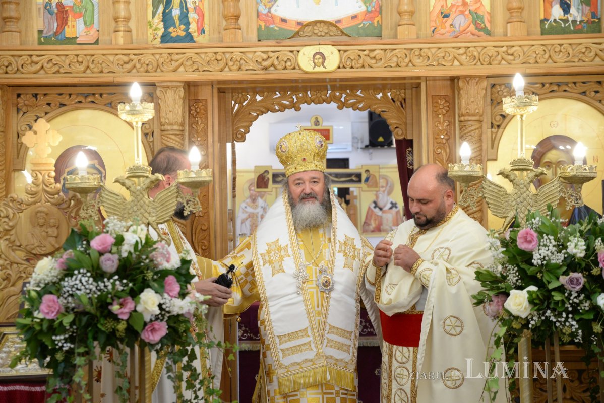 Clopot nou pentru biserica din incinta Ministerului Apărării Naționale 186695