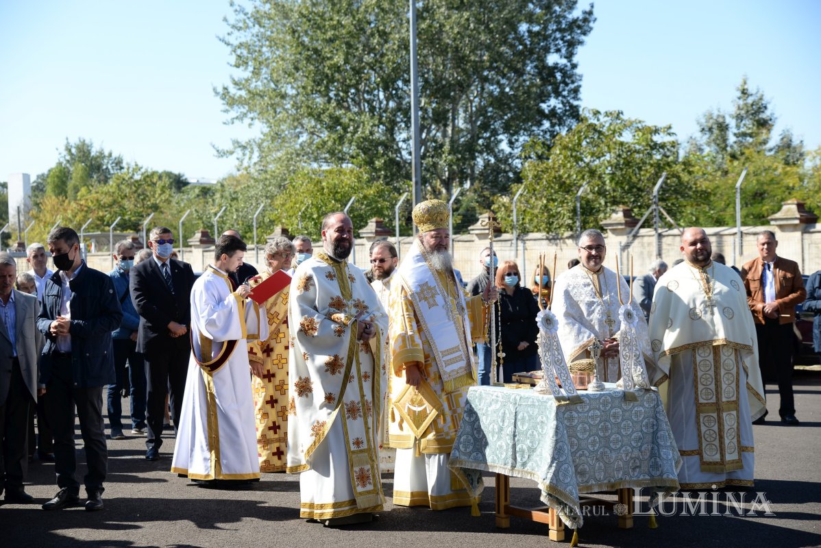 Clopot nou pentru biserica din incinta Ministerului Apărării Naționale 186699