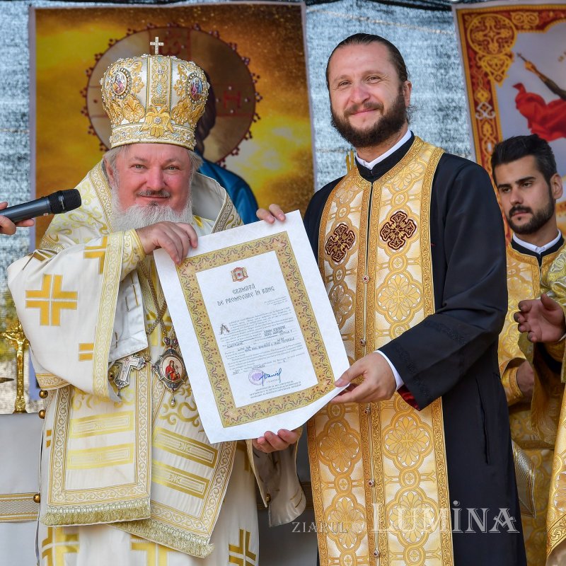 Lumina sfinţeniei pentru o nouă biserică în Chitila 186668