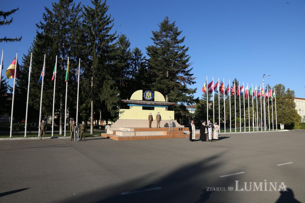 Binecuvântare pentru studenţii militari din Sibiu 186975