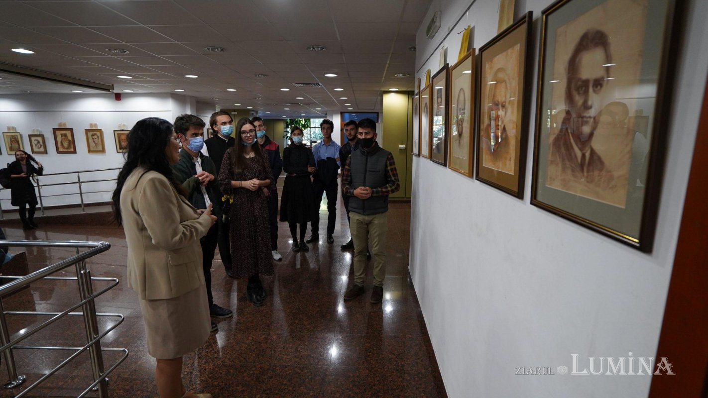 Expoziția „Chipuri de mărturisitori în lumină” la Biblioteca „ASTRA” din Sibiu 186977