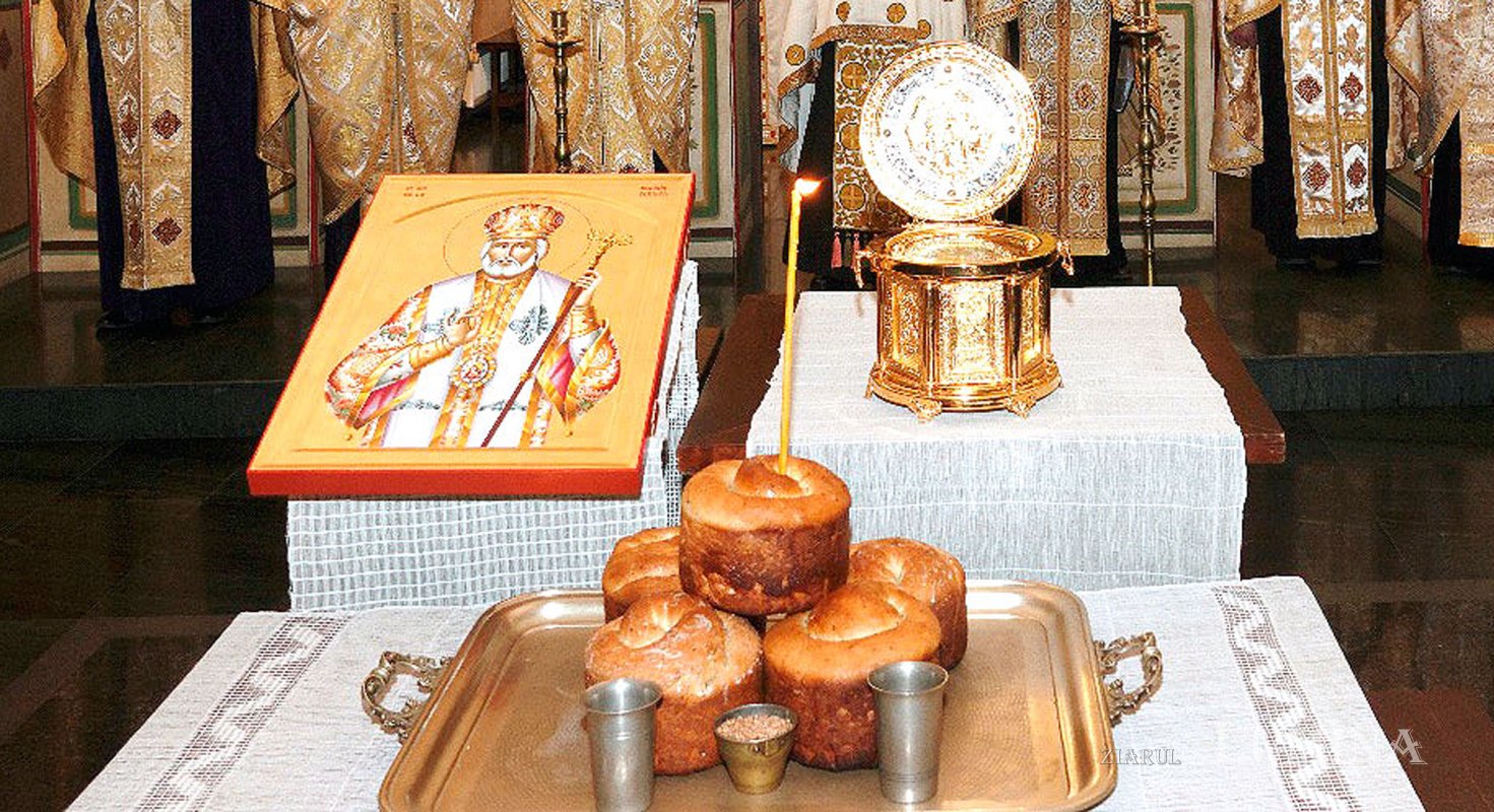 Moaștele Sfântului Calinic de la Cernica sosesc într-o parohie bucureșteană 187895