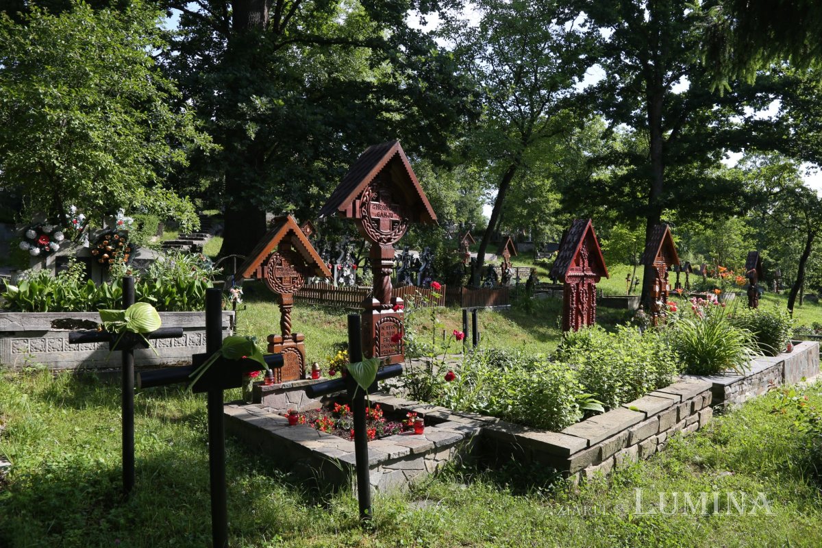 Biserica monument UNESCO „Sfânta Parascheva”, inima comunităţii din Deseşti 187905