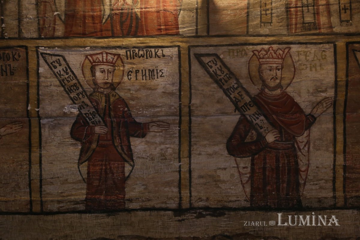 Biserica monument UNESCO „Sfânta Parascheva”, inima comunităţii din Deseşti 187912