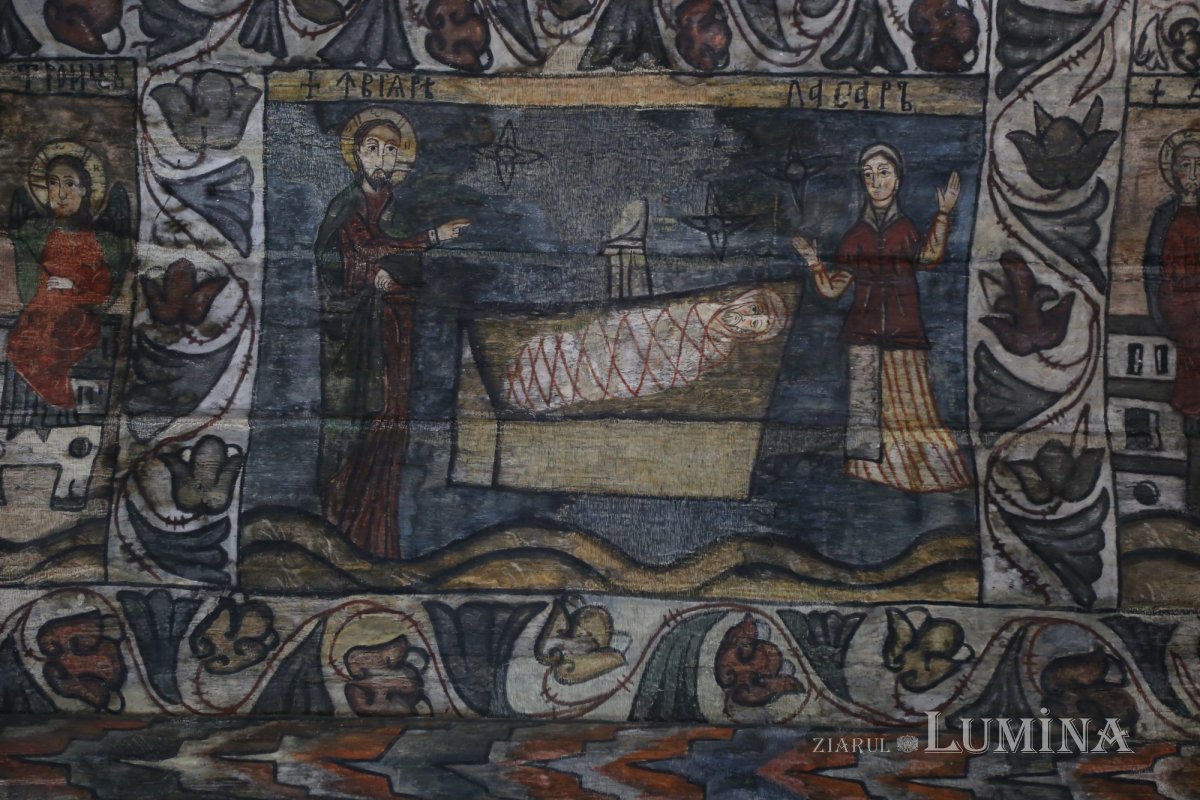 Biserica monument UNESCO „Sfânta Parascheva”, inima comunităţii din Deseşti 187916