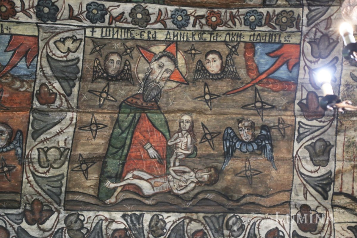 Biserica monument UNESCO „Sfânta Parascheva”, inima comunităţii din Deseşti 187968