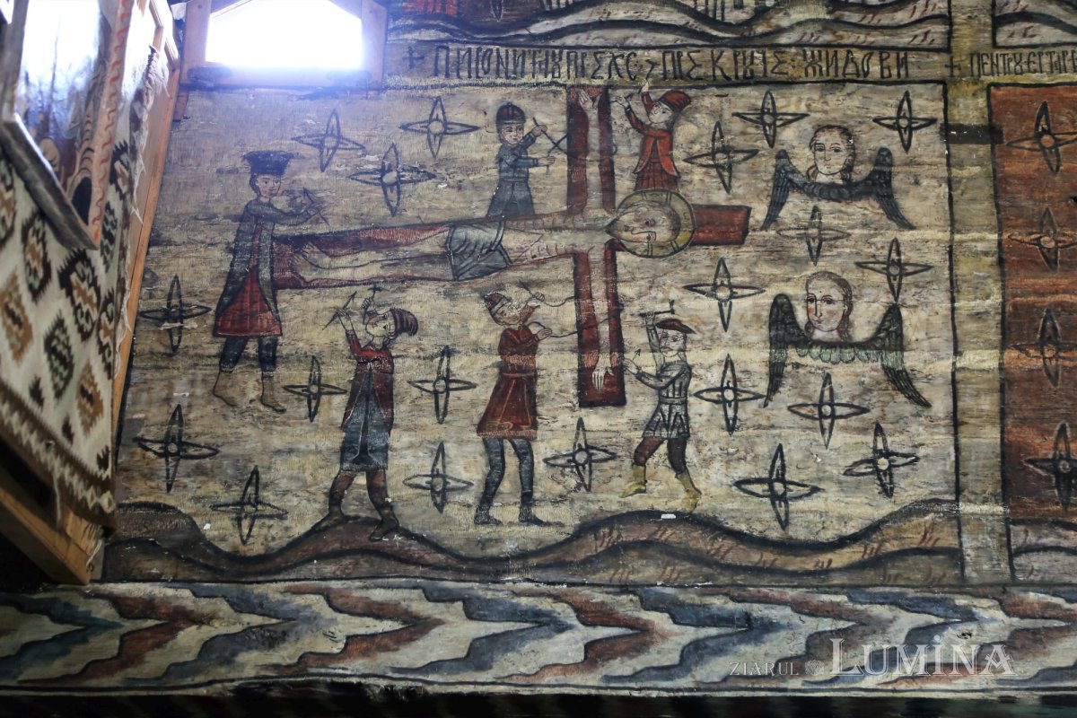 Biserica monument UNESCO „Sfânta Parascheva”, inima comunităţii din Deseşti 187975