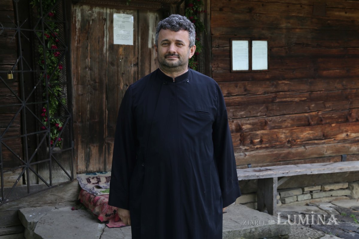 Biserica monument UNESCO „Sfânta Parascheva”, inima comunităţii din Deseşti 188001