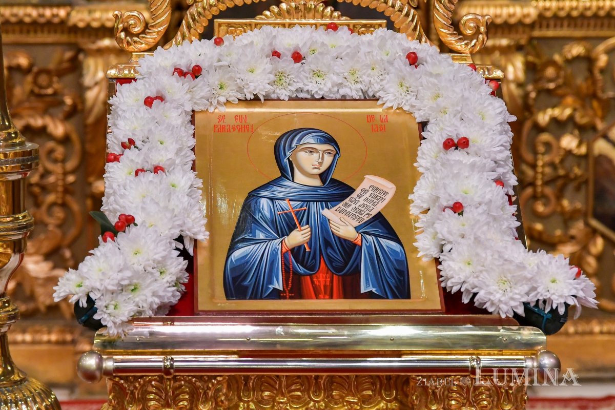 Prinos de laudă adus Ocrotitoarei Moldovei la Catedrala Patriarhală 188272