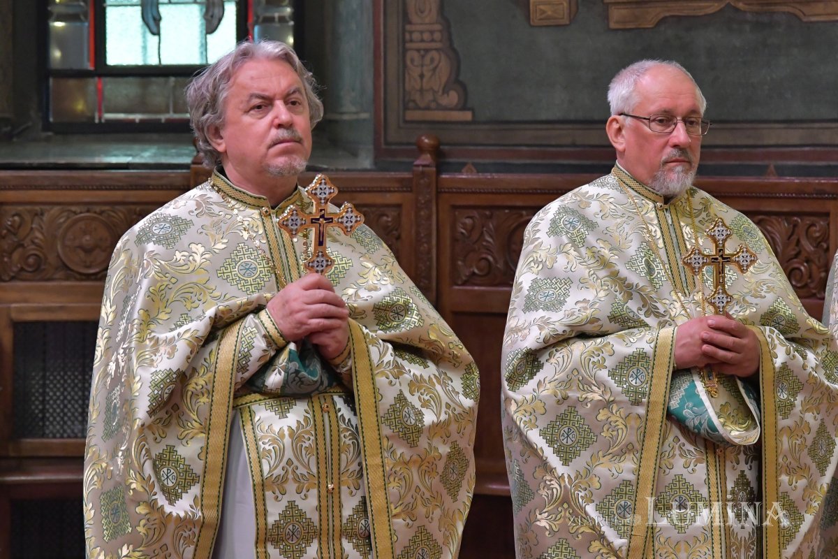 Prinos de laudă adus Ocrotitoarei Moldovei la Catedrala Patriarhală 188305