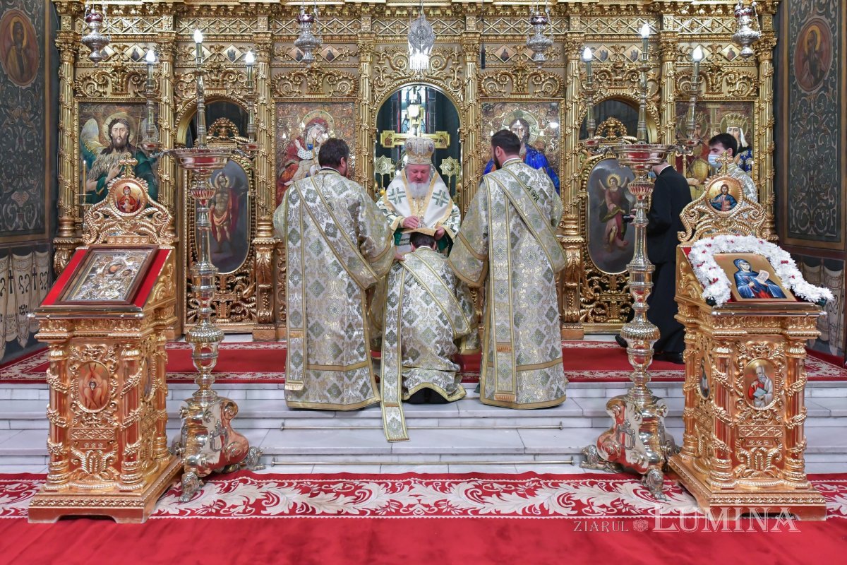 Prinos de laudă adus Ocrotitoarei Moldovei la Catedrala Patriarhală 188312