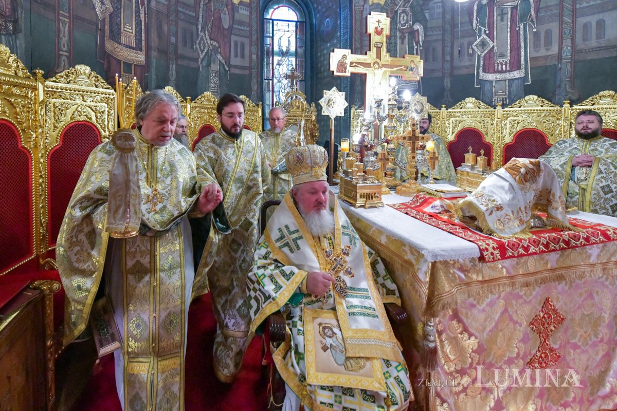 Prinos de laudă adus Ocrotitoarei Moldovei la Catedrala Patriarhală 188317