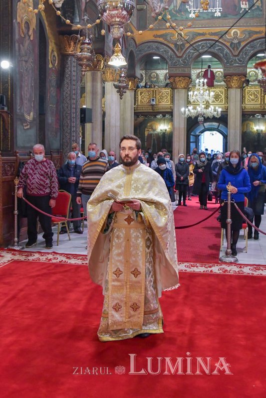 Prinos de laudă adus Ocrotitoarei Moldovei la Catedrala Patriarhală 188321