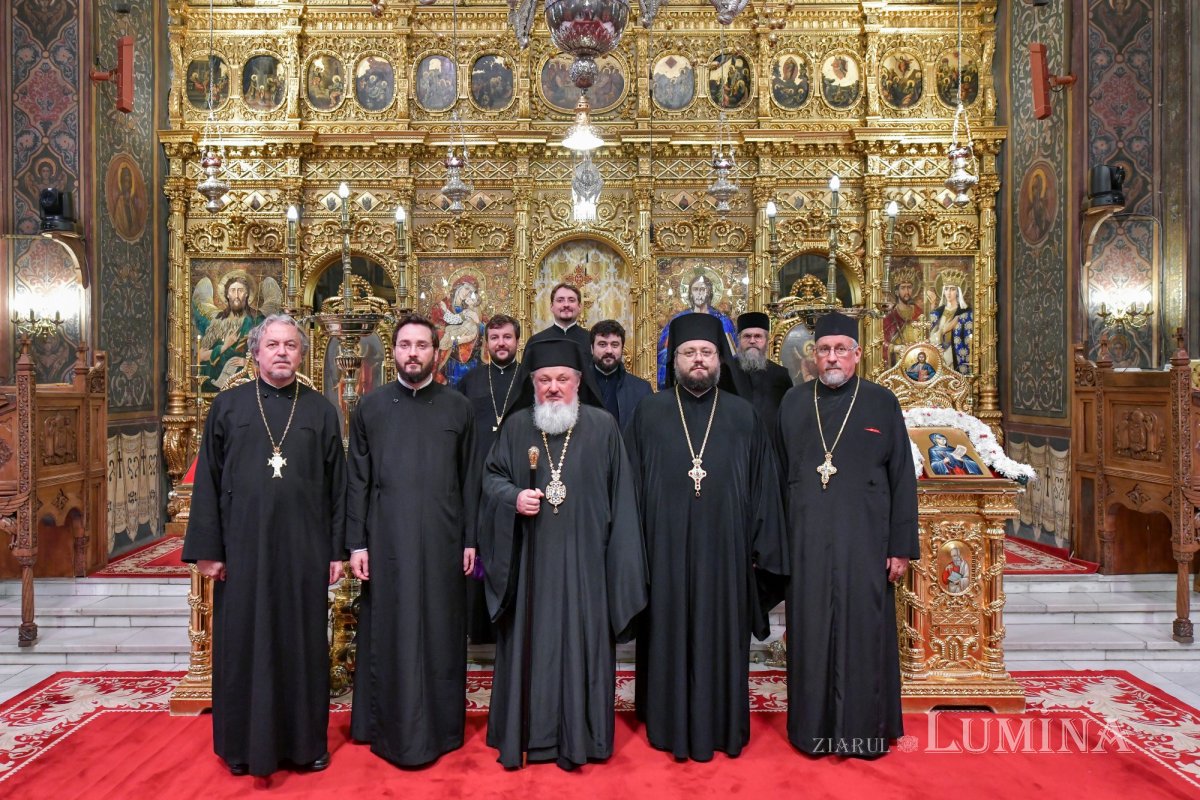 Prinos de laudă adus Ocrotitoarei Moldovei la Catedrala Patriarhală 188325