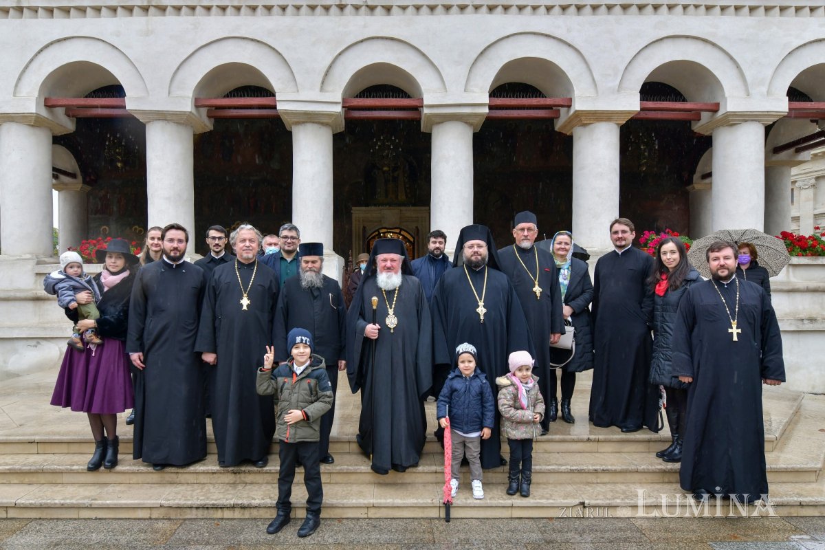 Prinos de laudă adus Ocrotitoarei Moldovei la Catedrala Patriarhală 188326