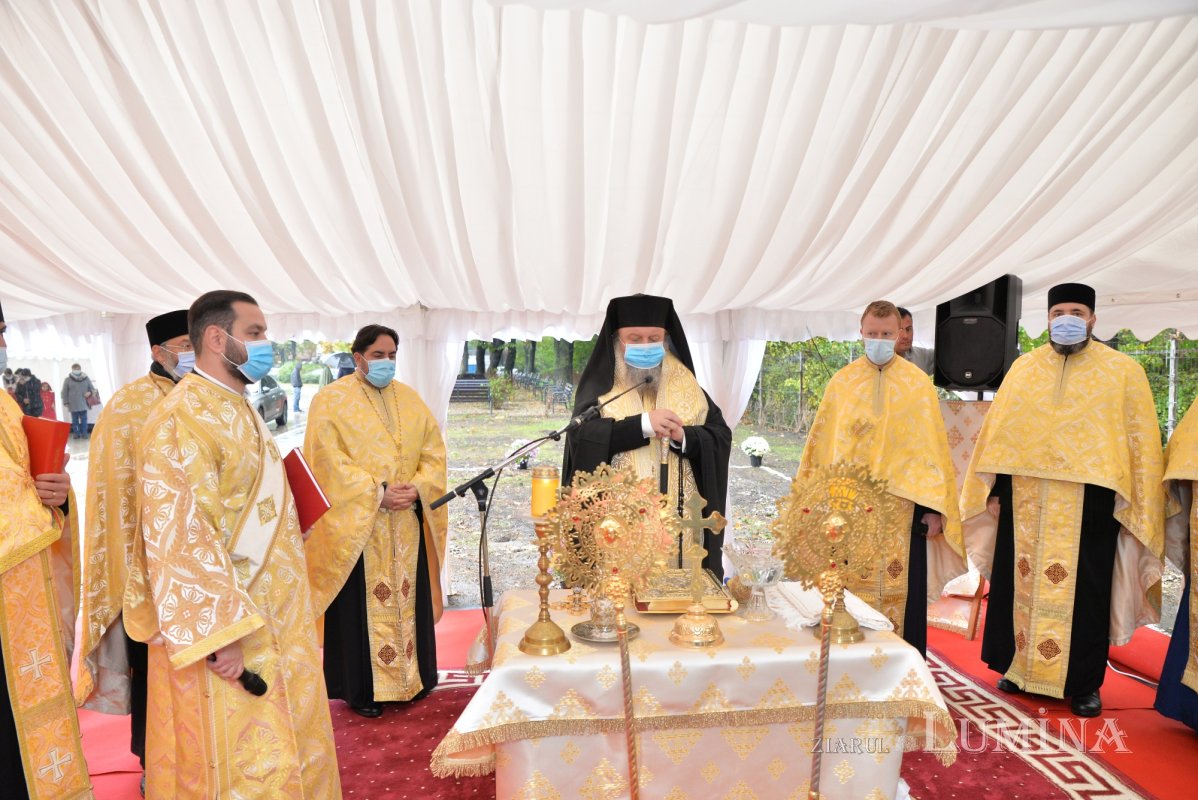 Piatră de temelie pentru noua biserică a Institutului Oncologic din București 188468