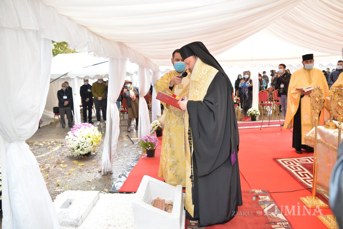 Piatră de temelie pentru noua biserică a Institutului Oncologic din București 188475